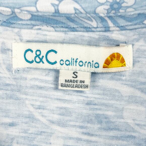 C&C California Blue Floral V Neck Top Logoed 100% Cotton Womens Size Small - Picture 7 of 12